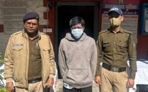 जीआरपी देहरादून ने वांछित वारंटी को किया गिरफ्तार