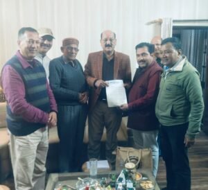 चौंदकोट क्षेत्र में जंगली जानवरों का कहर : चौंदकोट वेलफेयर सोसाइटी ने वन मंत्री को सौंपा ज्ञापन