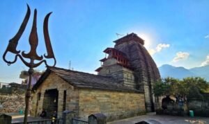 शीतकाल में श्रद्धालु चमोली में इन मंदिरों और पर्यटक स्थलों का कर सकेंगे दीदार