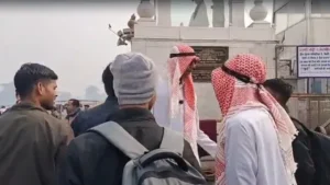 हरकी पैड़ी पर अरबी लिबास में युवकों का VIDEO; पुरोहितों में आक्रोश; जांच शुरू