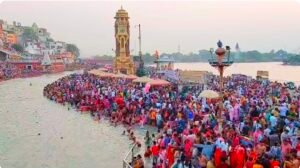 साल का पहला चंद्र ग्रहण आज, बंद रहेंगे सभी मंदिर, हरिद्वार में रात 8 बजे होगी गंगा आरती