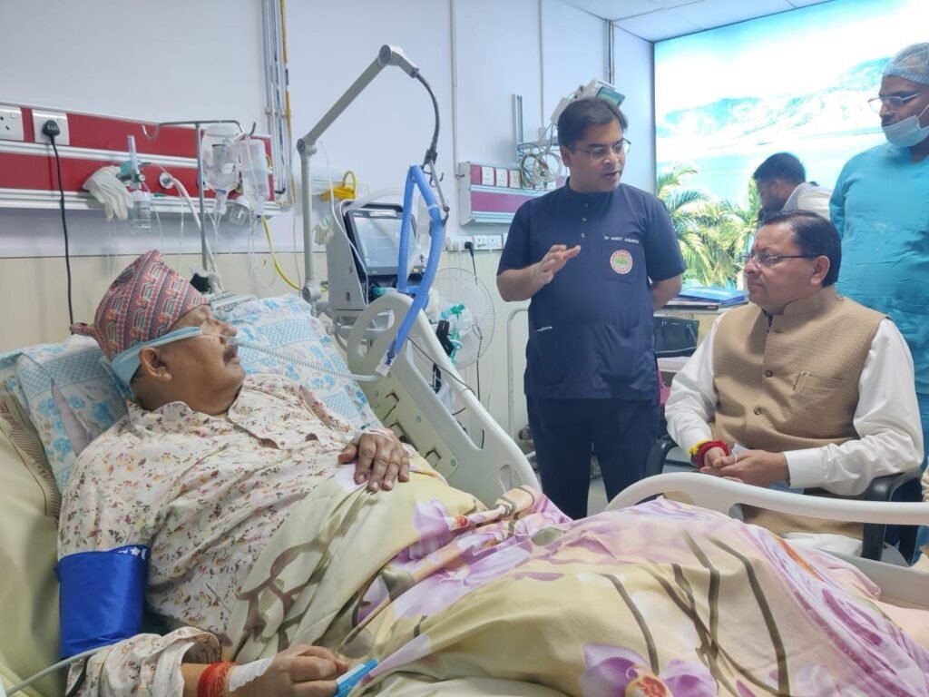 कैबिनेट मंत्री सतपाल महाराज की तबीयत बिगड़ी, एम्स ऋषिकेश में भर्ती