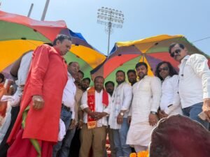 कांग्रेस कार्यकर्ताओं ने किया मां गंगा का पूजन, उमड़ा जनसैलाब; संगठन की मजबूती का दिया संदेश