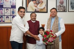 मुख्यमंत्री पुष्कर सिंह धामी से मिले राज्यमंत्री ओमप्रकाश जमदग्नि, लक्सर के विकास के मुद्दों पर हुई अहम चर्चा