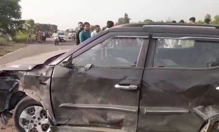 Haridwar Road Accident: तेज रफ्तार कार ने मारी बाइक को जबरदस्त टक्कर, दंपति की मौत