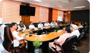 सीएम बोले उत्तराखंड में सभी श्रद्धालुओं का स्वागत, अफवाह फैलाने वालों पर होगी सख्त कार्रवाई